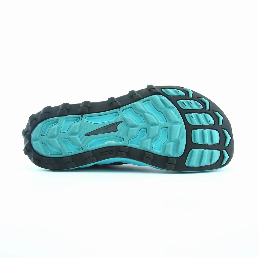 ALTRA SUPERIOR 5 lightweight athletic shoe look