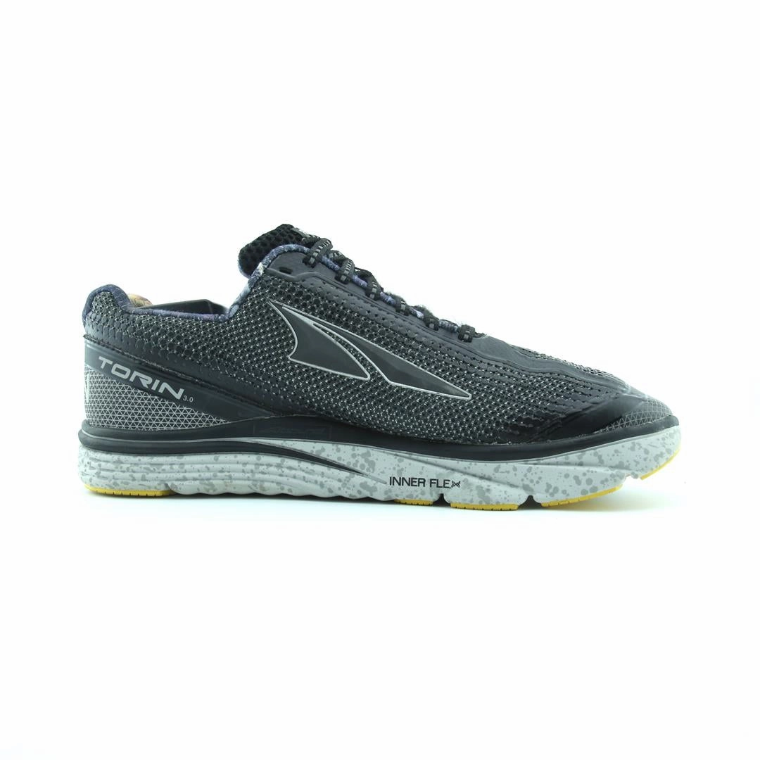 ALTRA TORIN 3.0 lightweight athletic shoe look