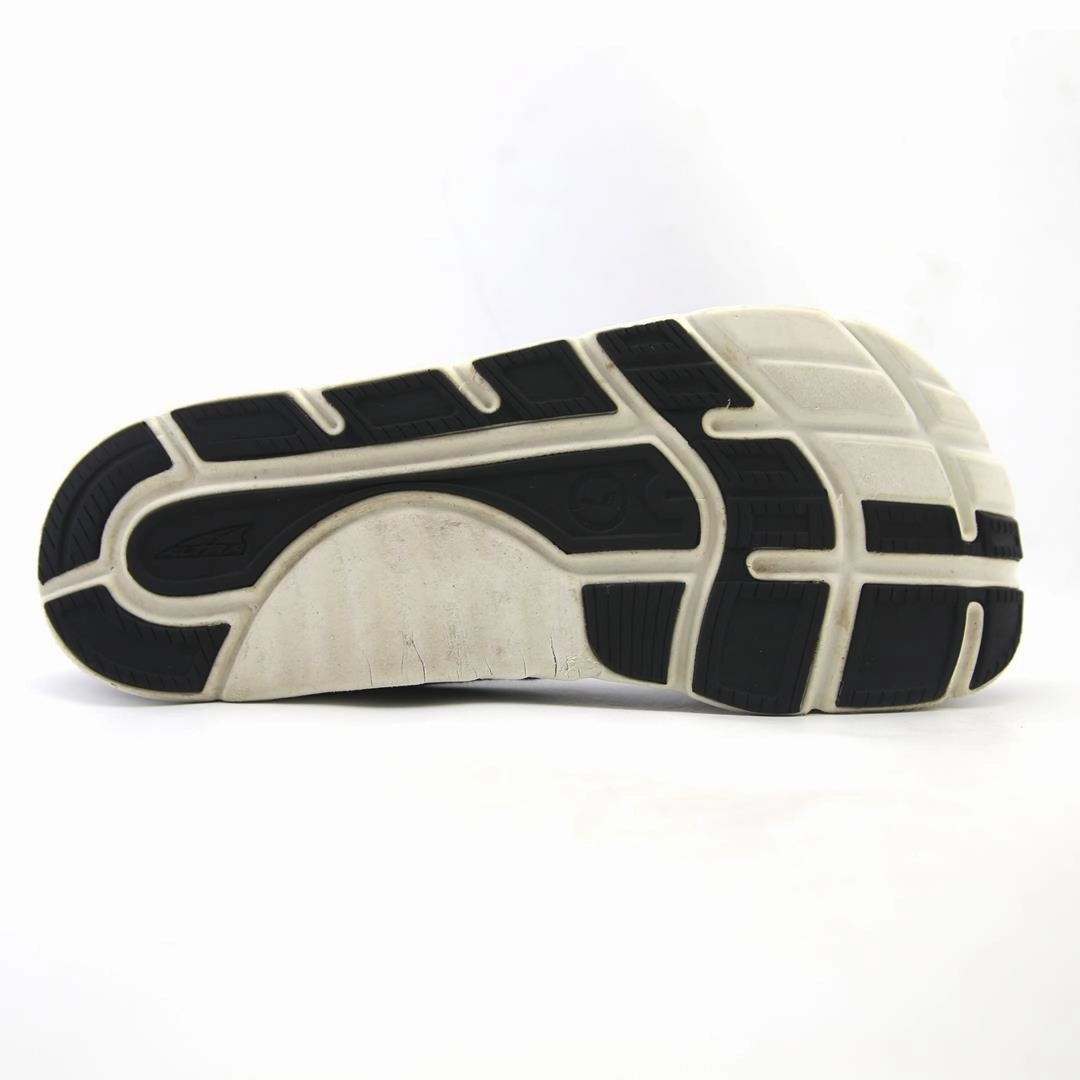 ALTRA TORIN 3.5 KNIT lightweight athletic shoe look