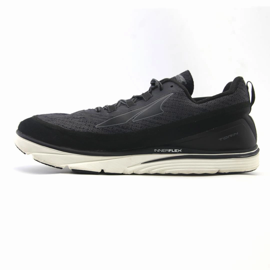 ALTRA TORIN 3.5 KNIT lightweight athletic shoe look