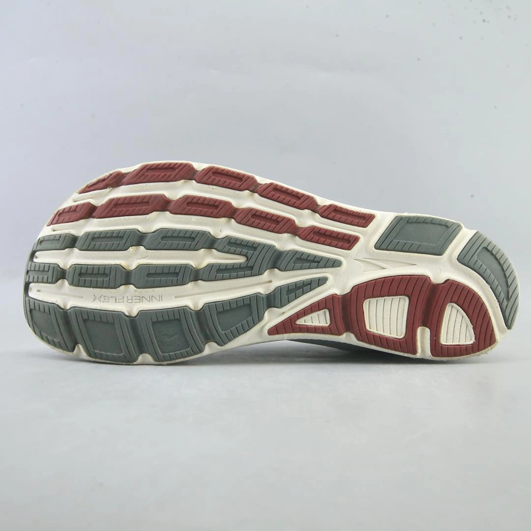ALTRA TORIN 4.5 lightweight athletic shoe look