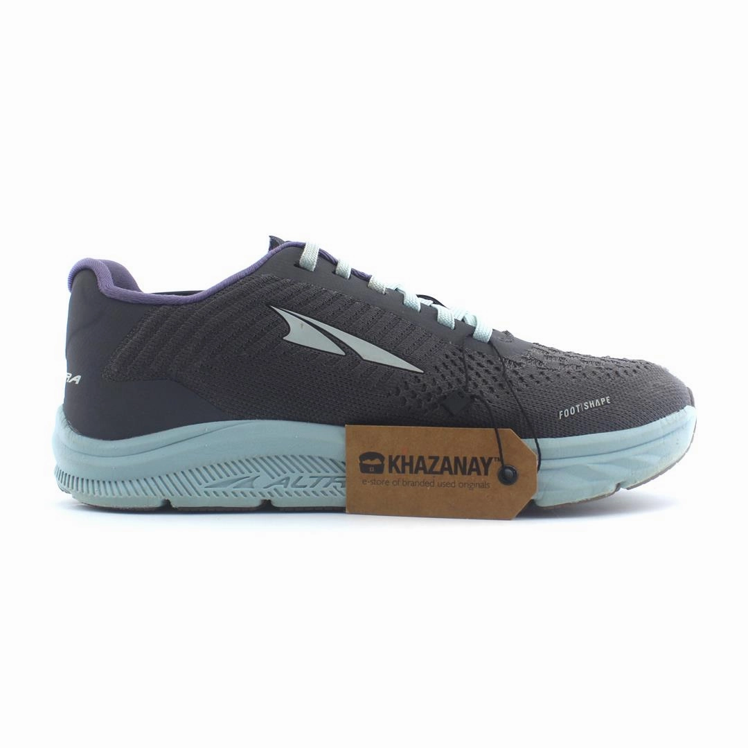 ALTRA TORIN 4.5 lightweight athletic shoe look