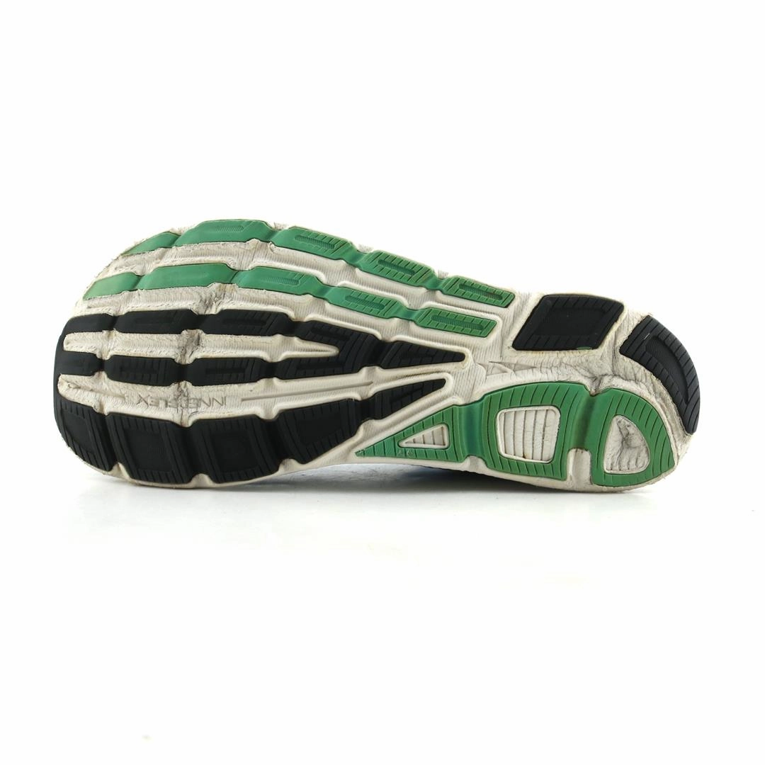 ALTRA TORIN 4.5 lightweight athletic shoe look
