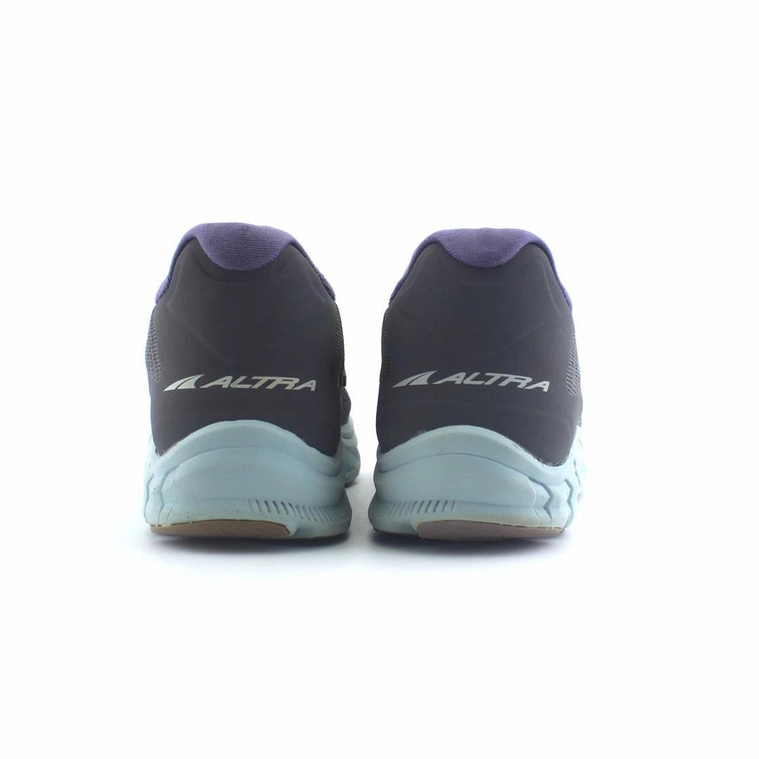 ALTRA TORIN 4.5 lightweight athletic shoe look