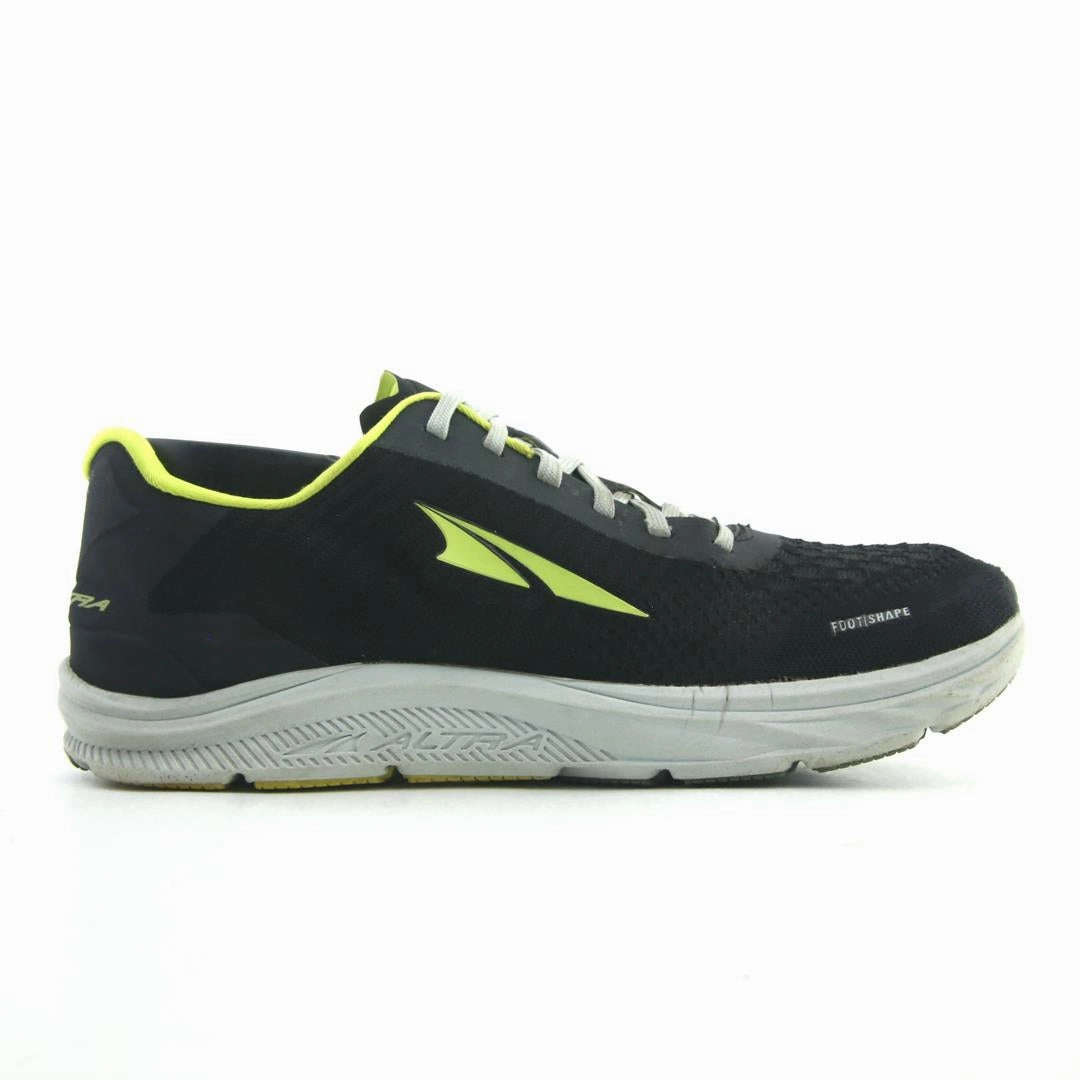 ALTRA TORIN 4.5 lightweight athletic shoe look