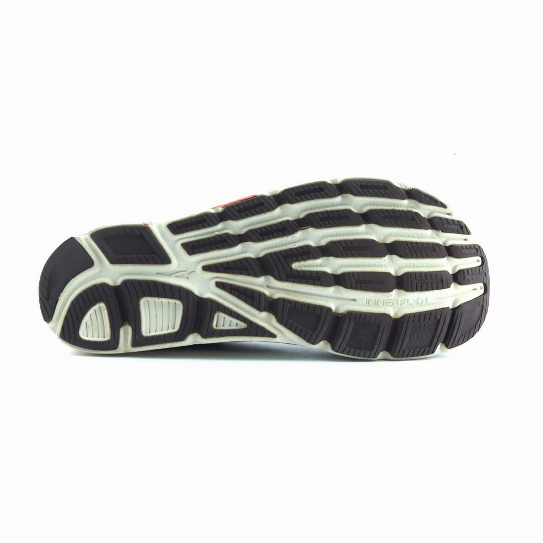 ALTRA TORIN 4 lightweight athletic shoe look