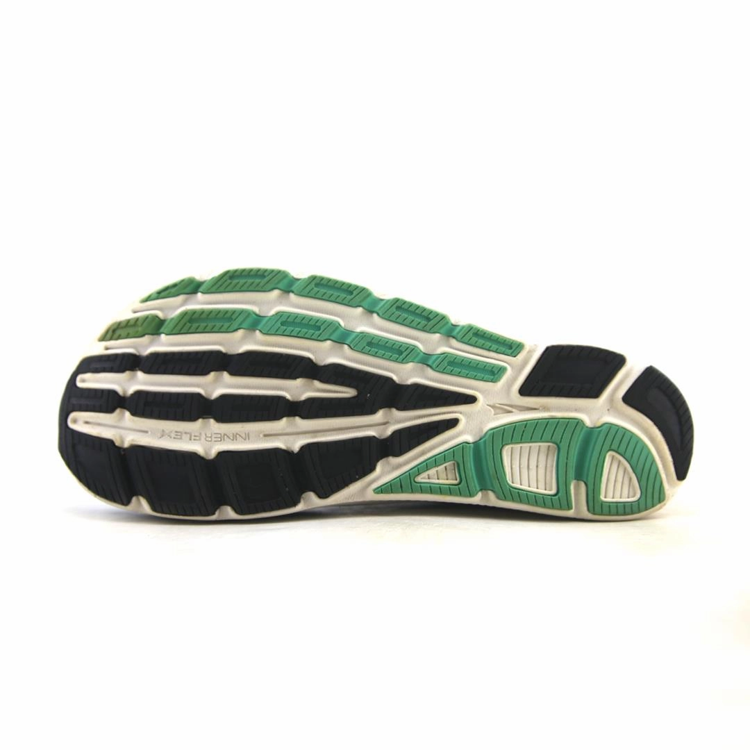 ALTRA TORIN 4 lightweight athletic shoe look