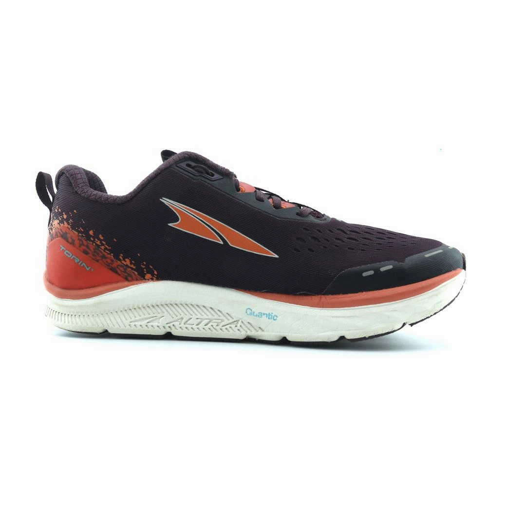 ALTRA TORIN 4 lightweight athletic shoe look