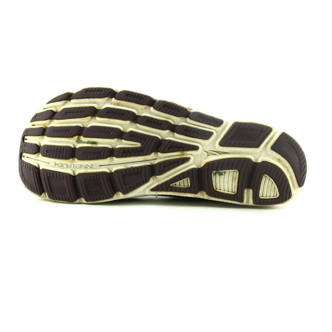 ALTRA TORIN 4 lightweight athletic shoe look