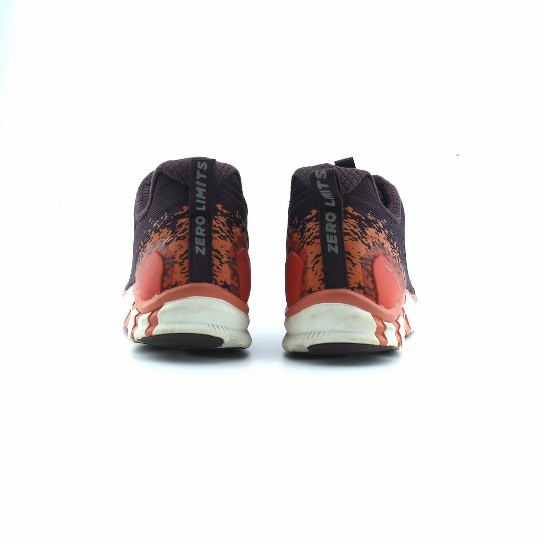 ALTRA TORIN 4 lightweight athletic shoe look