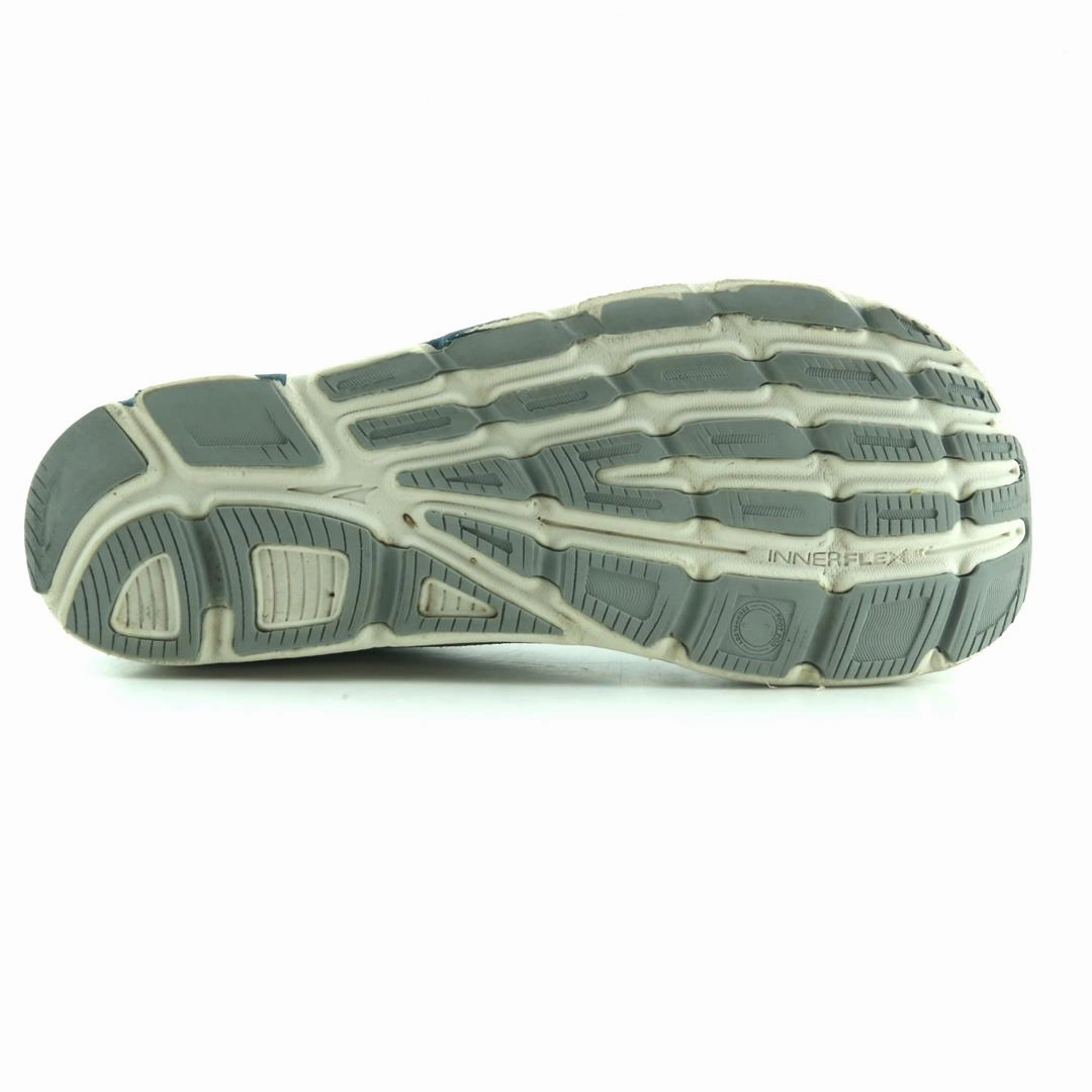 ALTRA TORIN 4 PLUSH lightweight athletic shoe look