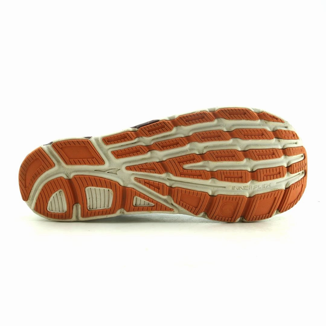 ALTRA TORIN 4 PLUSH lightweight athletic shoe look