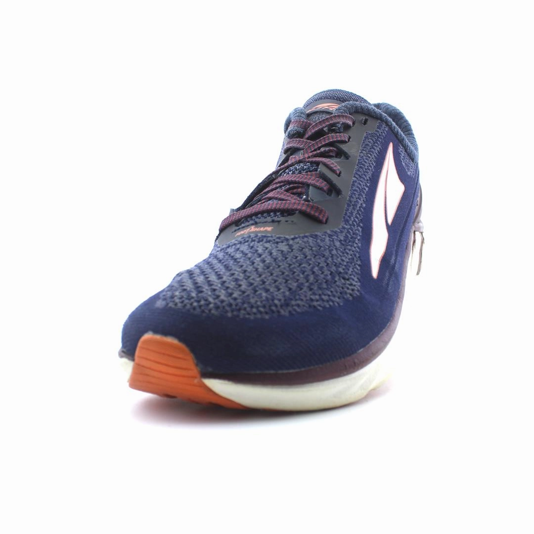 ALTRA TORIN 4 PLUSHS lightweight athletic shoe look