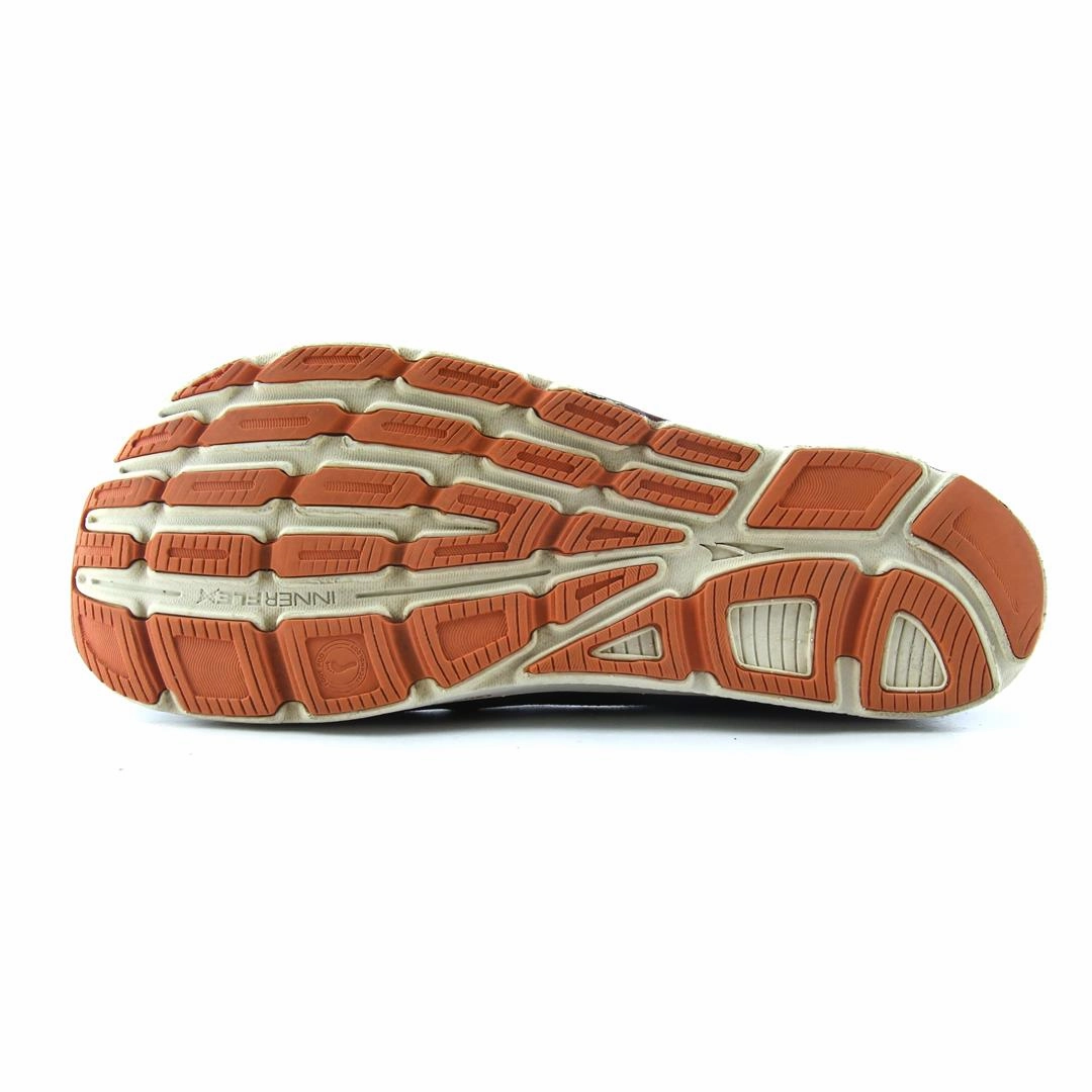 ALTRA TORIN 4 PLUSHS lightweight athletic shoe look