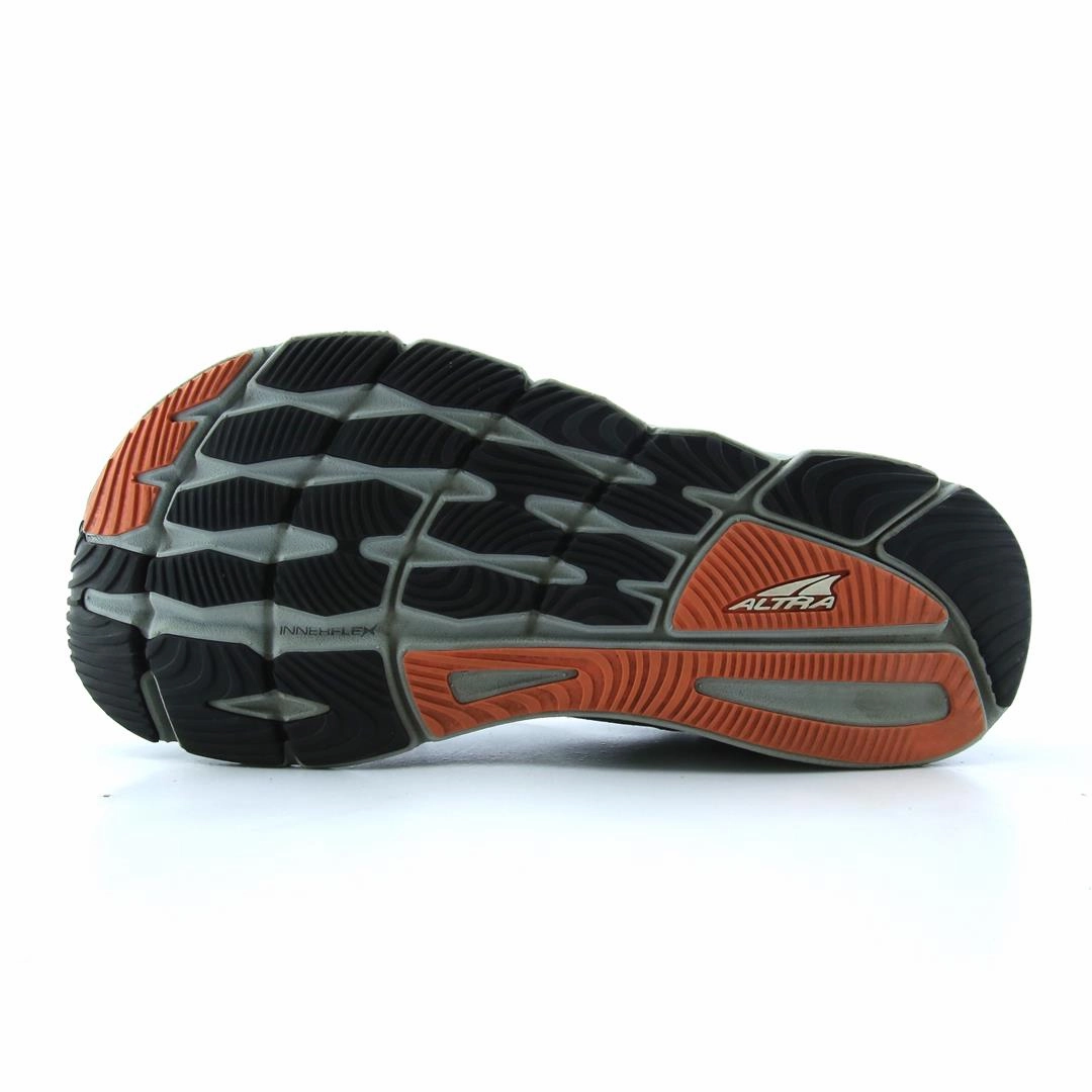 ALTRA TORIN 5 lightweight athletic shoe look