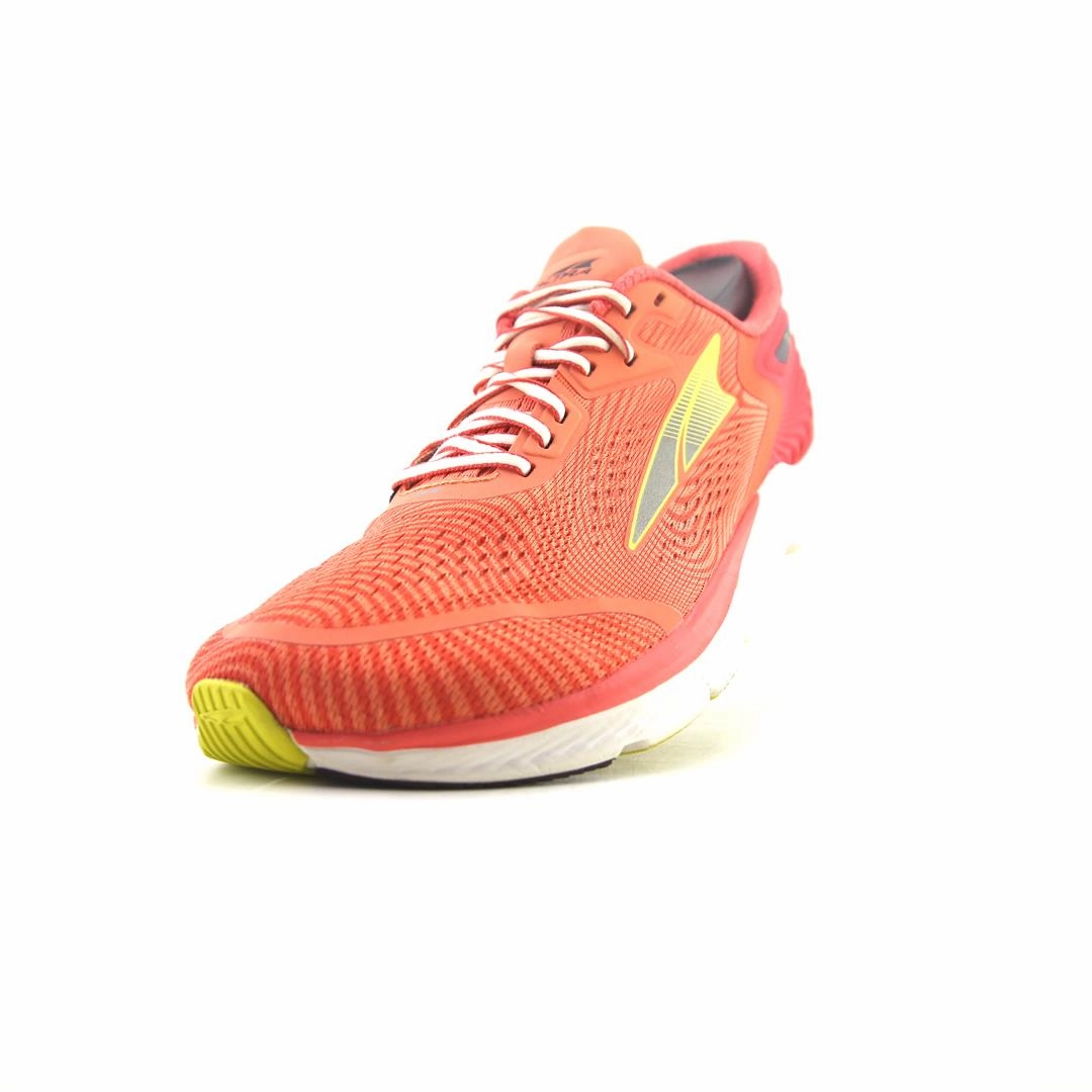 ALTRA TORIN 5 lightweight athletic shoe look
