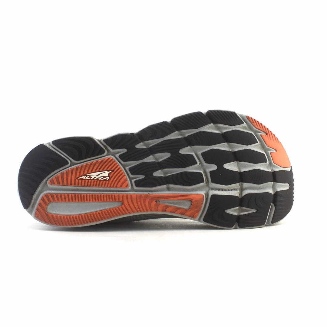 ALTRA TORIN 5 lightweight athletic shoe look