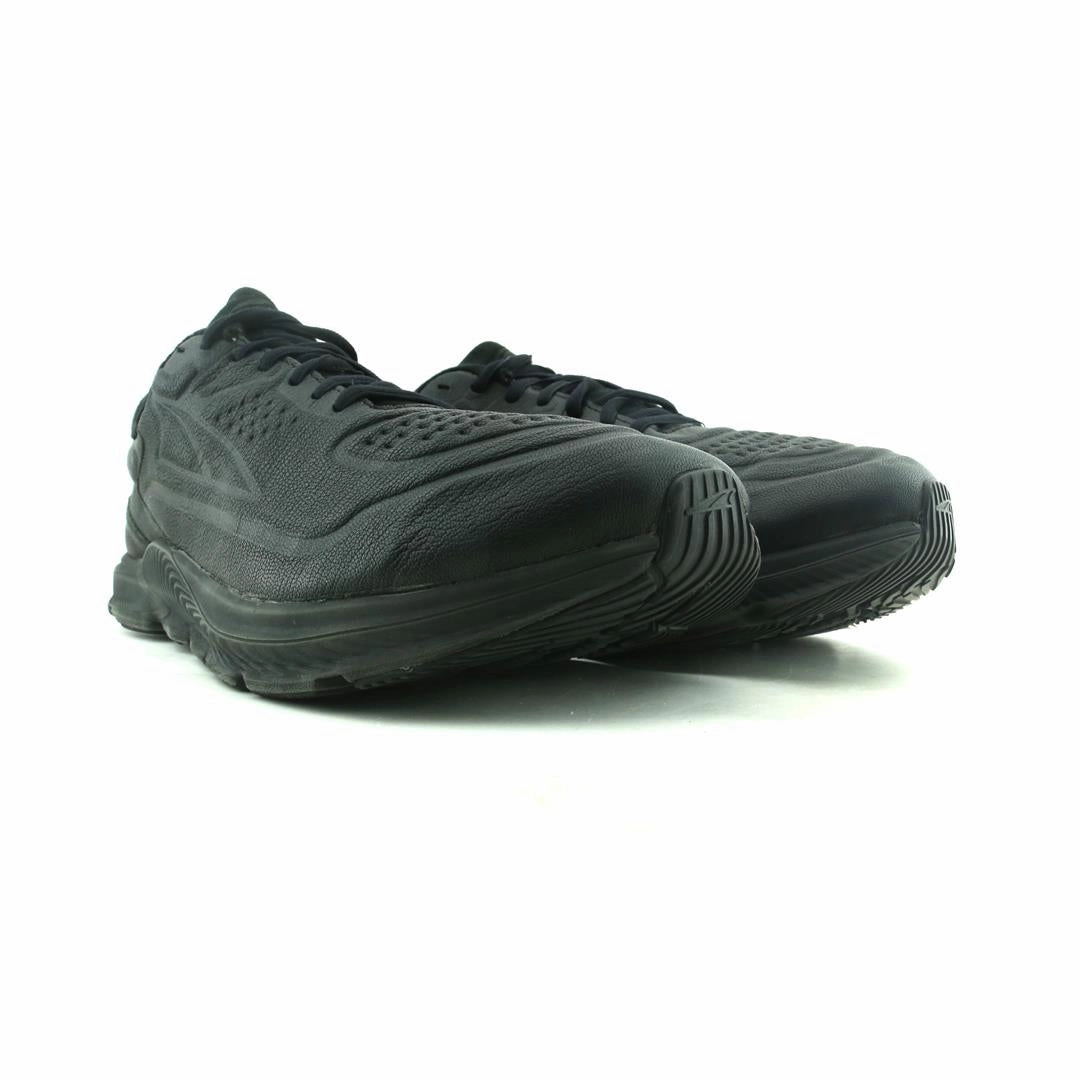ALTRA TORIN 5 lightweight athletic shoe look