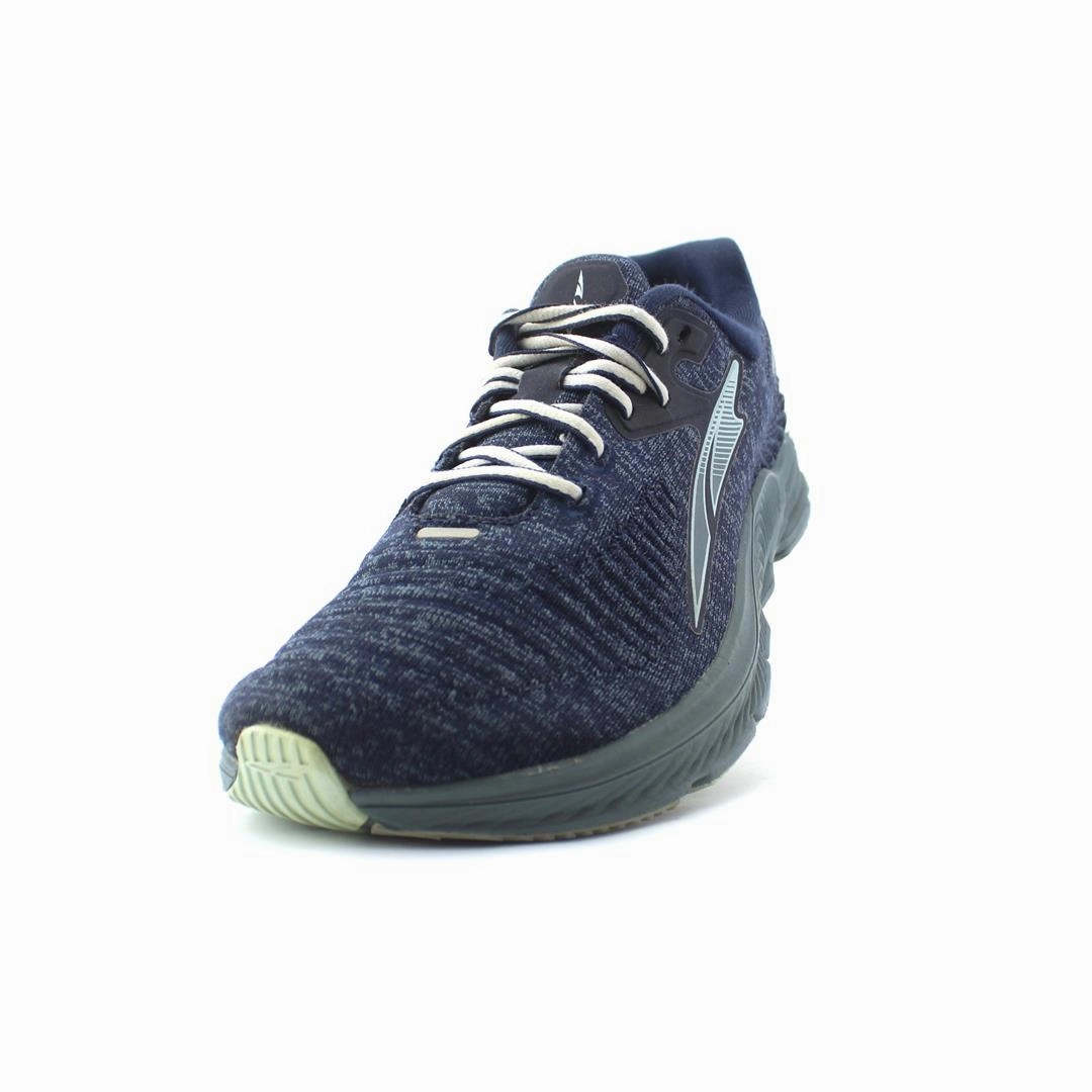 ALTRA TORIN 5 lightweight athletic shoe look