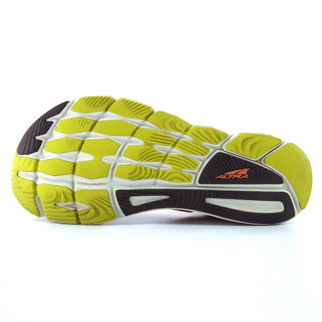 ALTRA TORIN 5 lightweight athletic shoe look