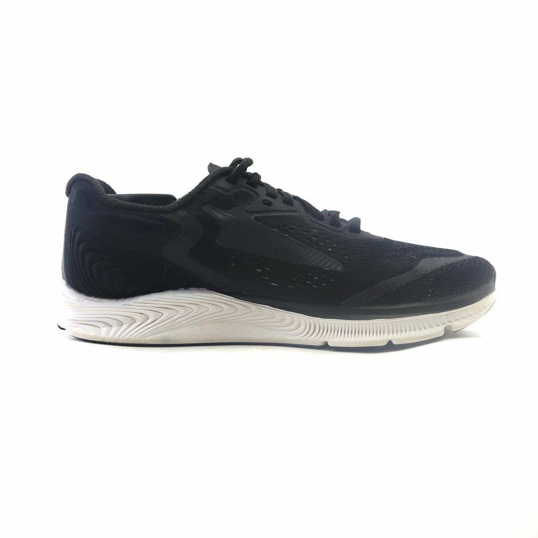 ALTRA TORIN 5 lightweight athletic shoe look