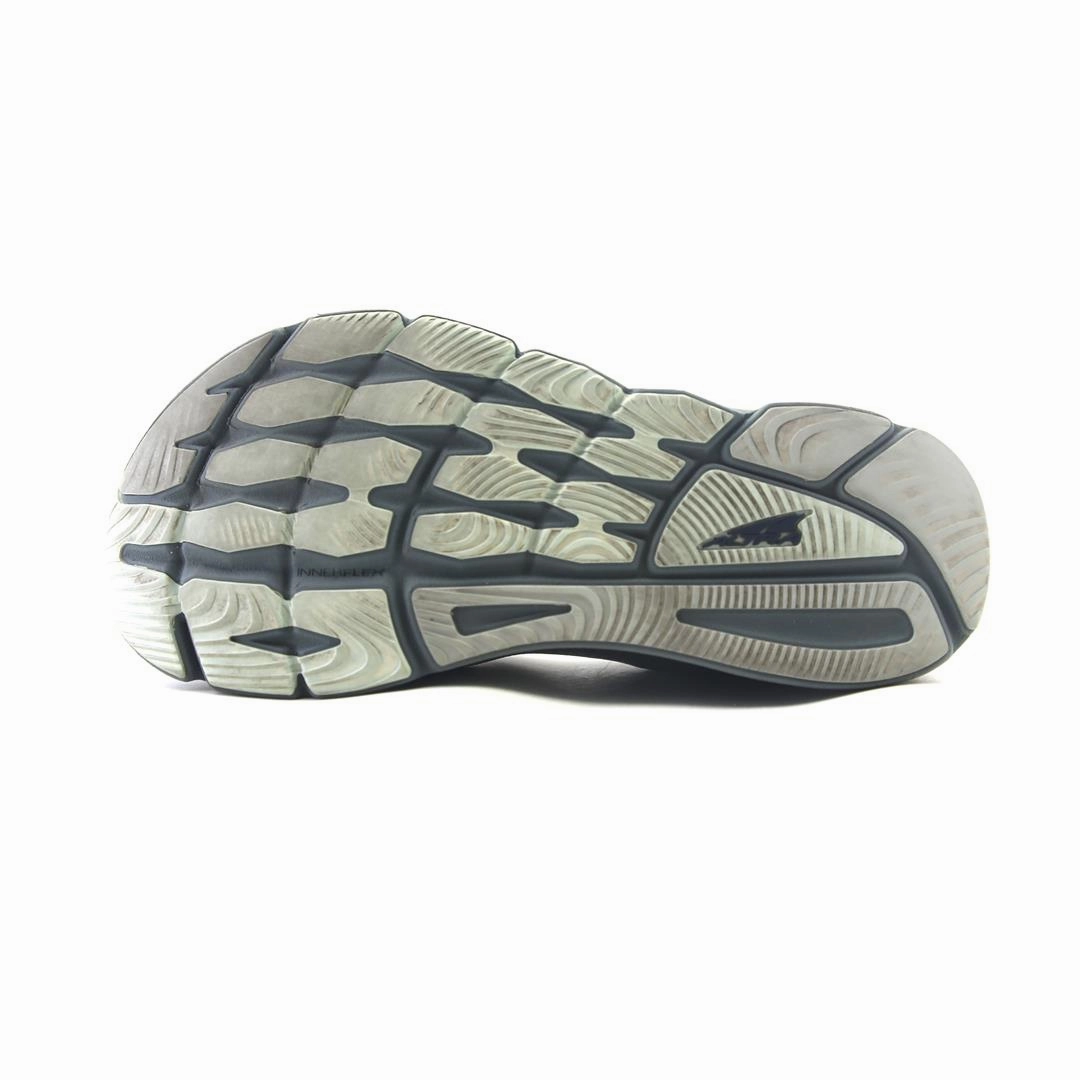 ALTRA TORIN 5 lightweight athletic shoe look