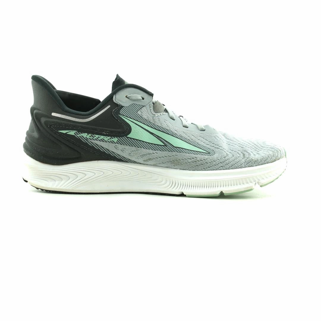 ALTRA TORIN 6 lightweight athletic shoe look