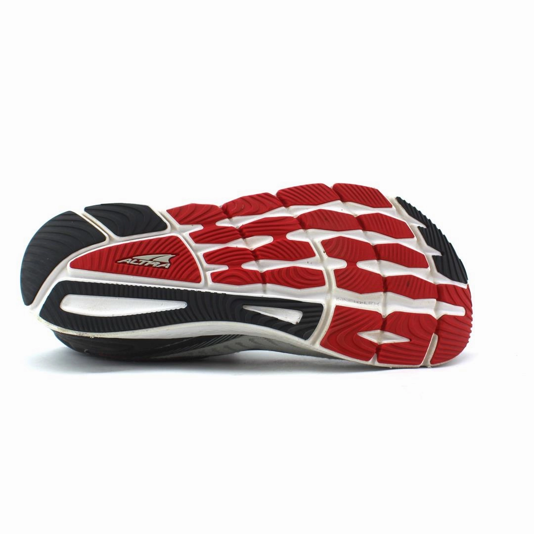 ALTRA TORIN 6 lightweight athletic shoe look