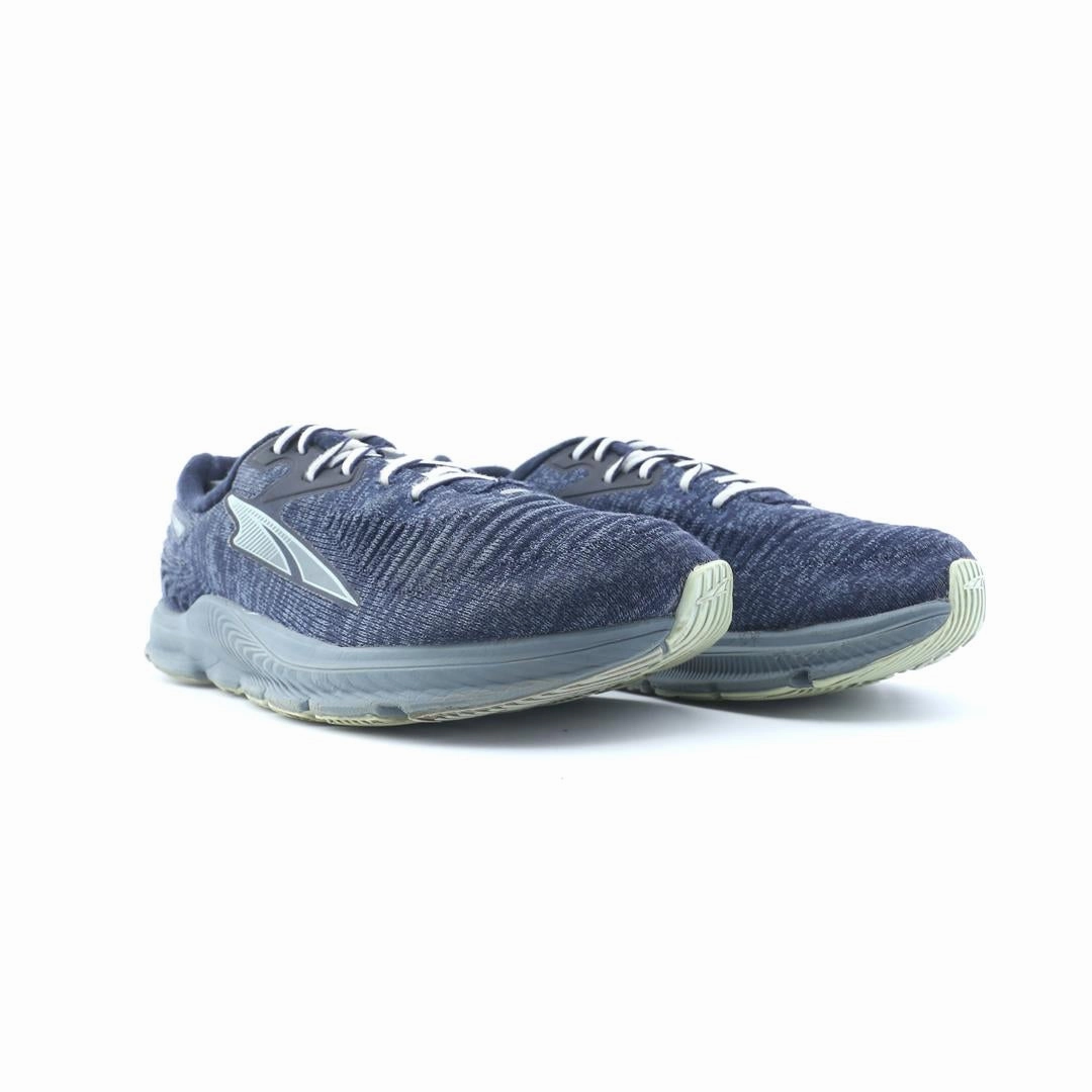 ALTRA TORIN 6 lightweight athletic shoe look