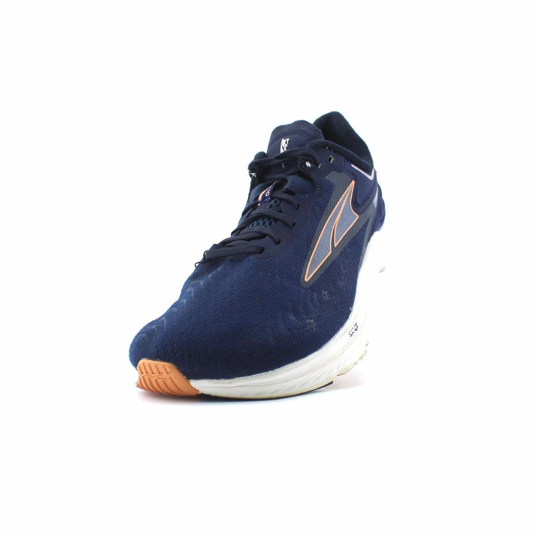 ALTRA TORIN 6 lightweight athletic shoe look