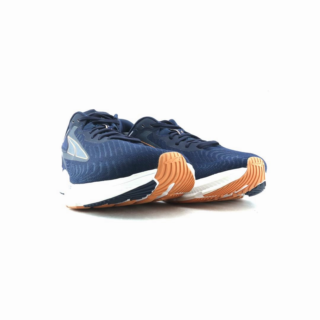 ALTRA TORIN 6 lightweight athletic shoe look