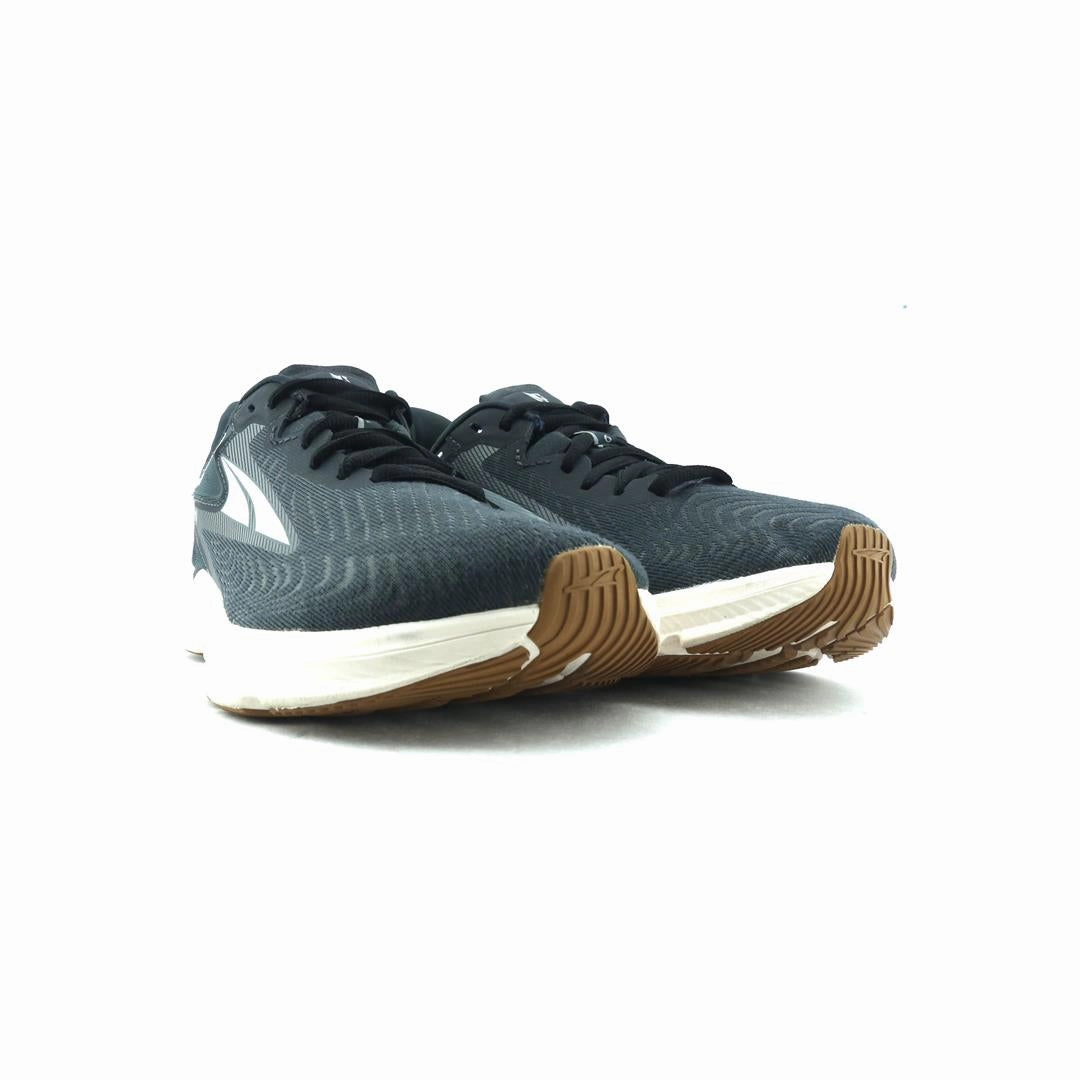ALTRA TORIN 6 lightweight athletic shoe look