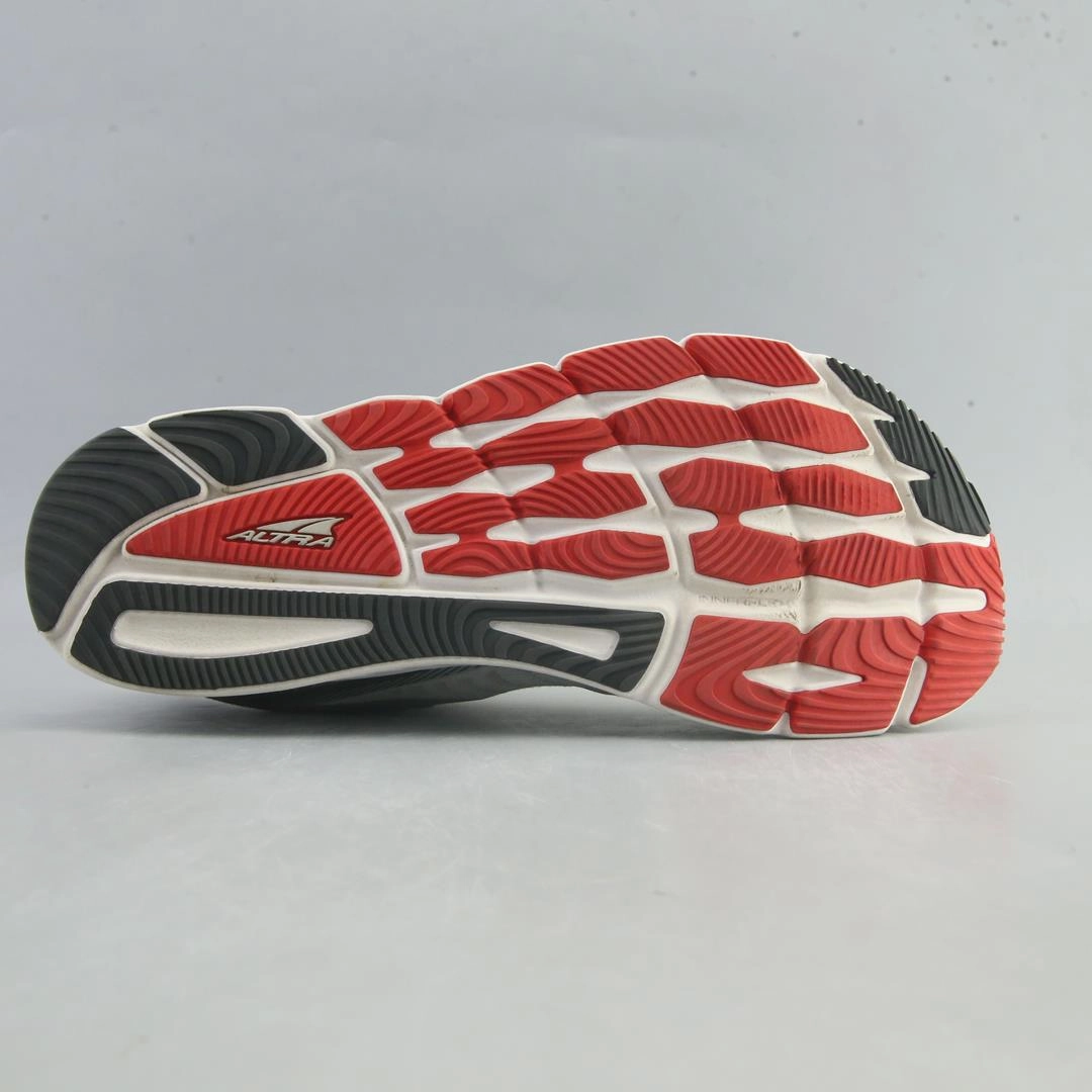 ALTRA TORIN 6 lightweight athletic shoe look