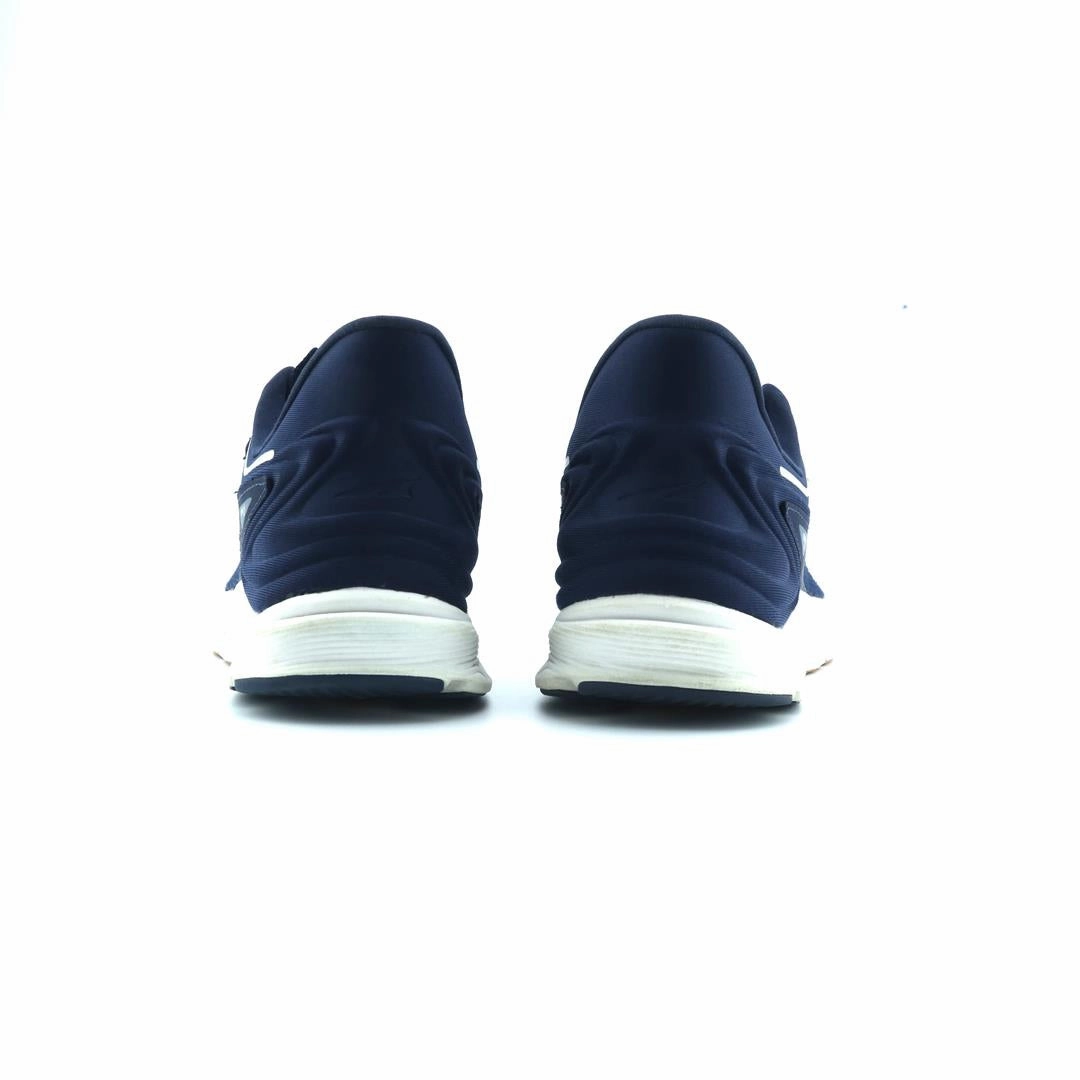 ALTRA TORIN 6 lightweight athletic shoe look