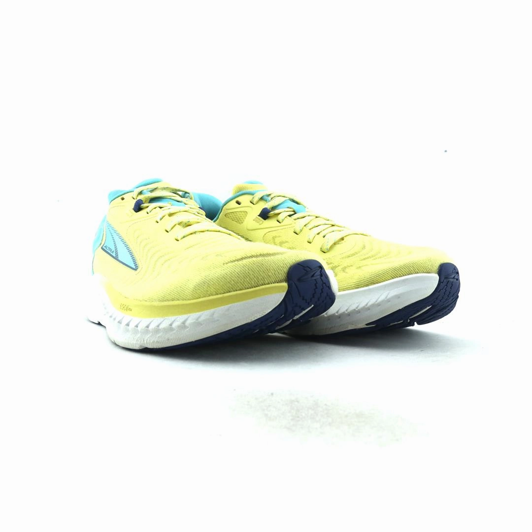 ALTRA TORIN 7 lightweight athletic shoe look