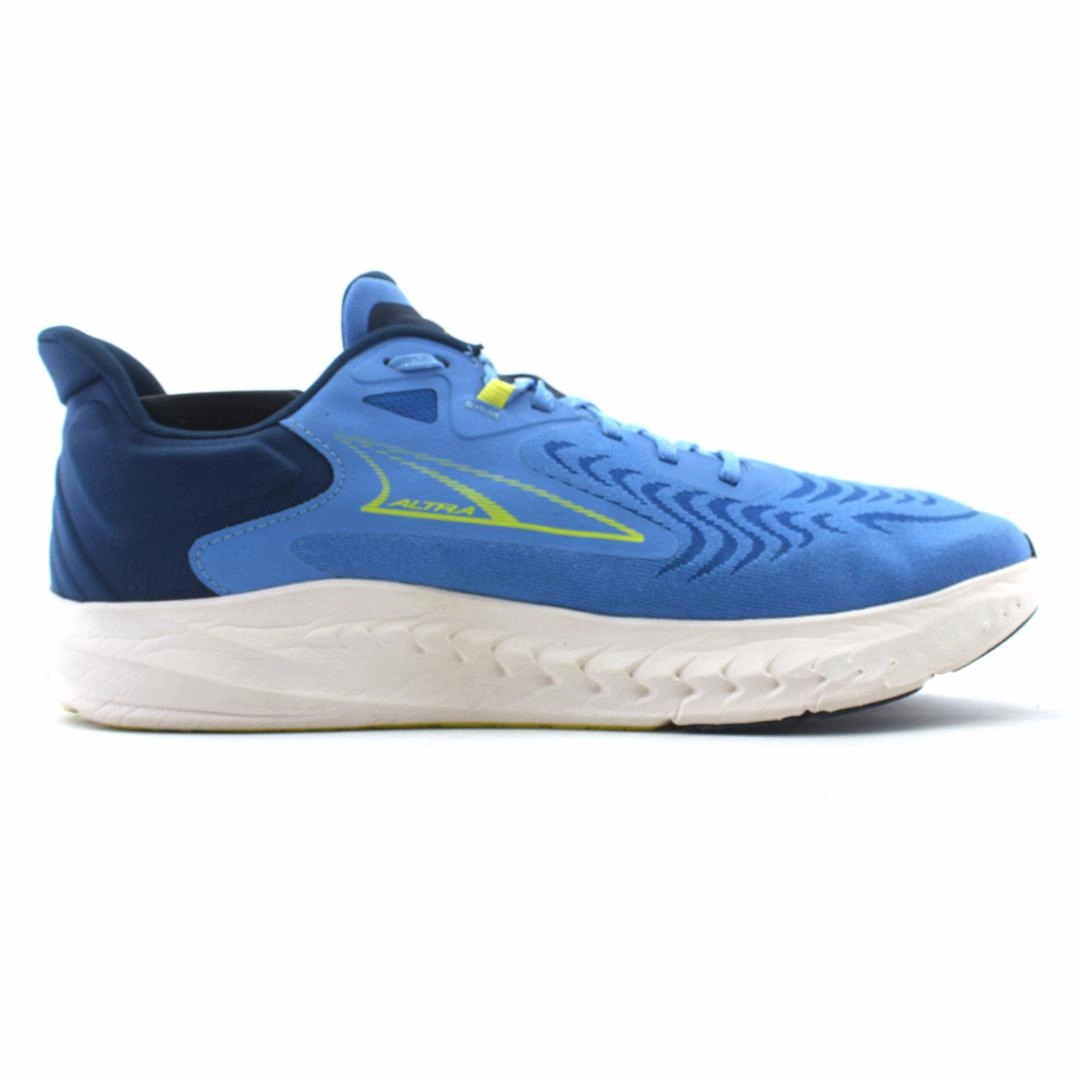 ALTRA TORIN 7 lightweight athletic shoe look