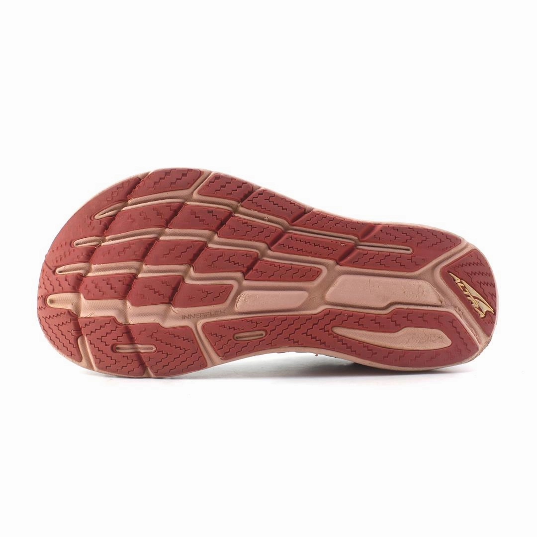 ALTRA TORIN 7 lightweight athletic shoe look