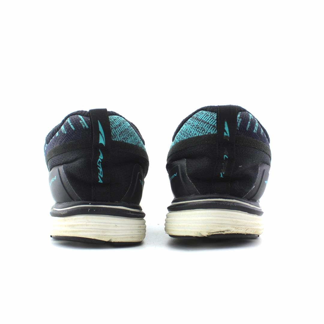 ALTRA TORIN  KNIT 3.5 lightweight athletic shoe look