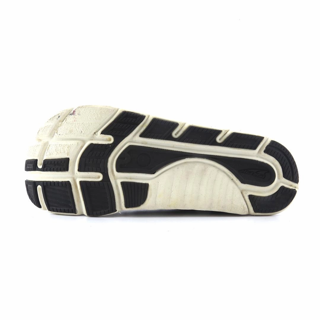 ALTRA TORIN KNIT 3.5 lightweight athletic shoe look