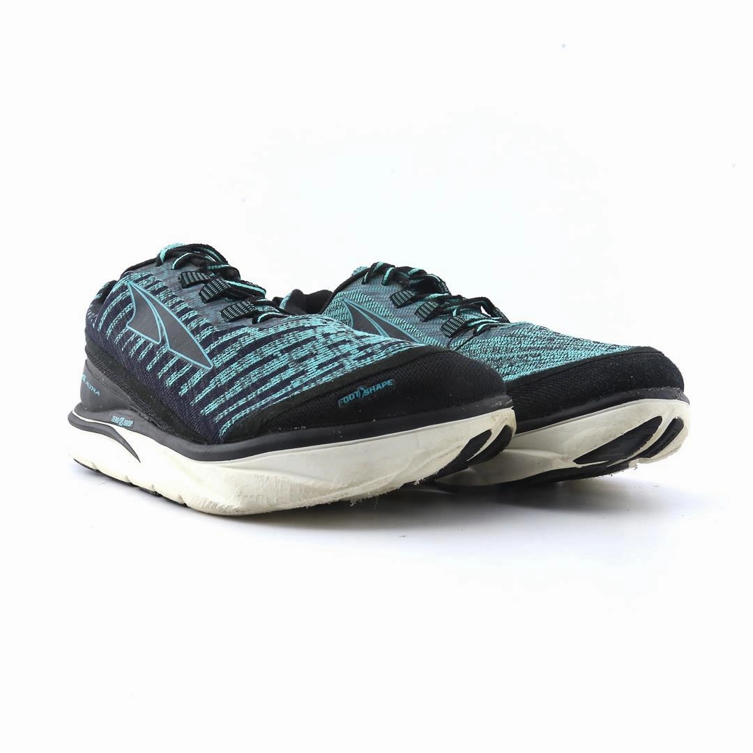 ALTRA TORIN KNIT 3.5 lightweight athletic shoe look
