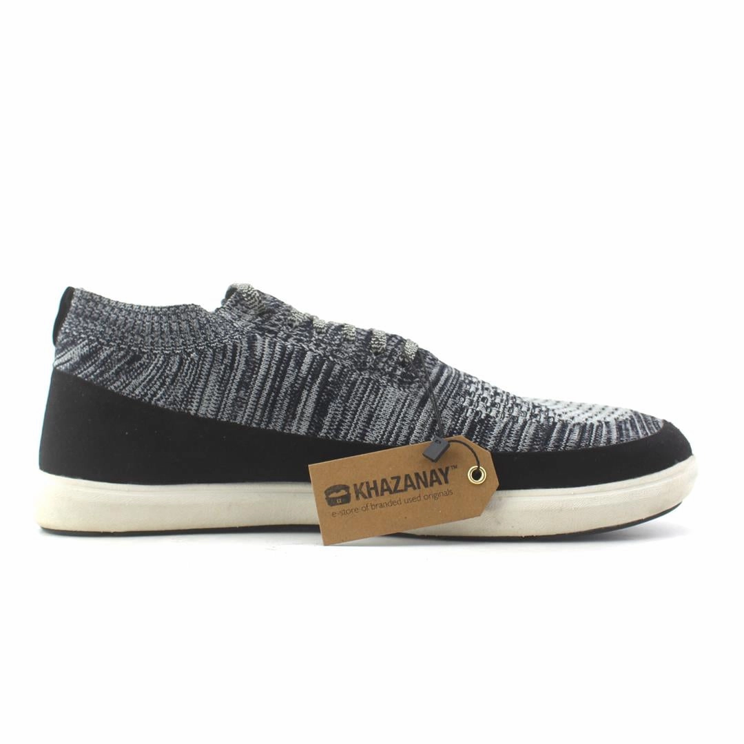 ALTRA VALI lightweight athletic shoe look