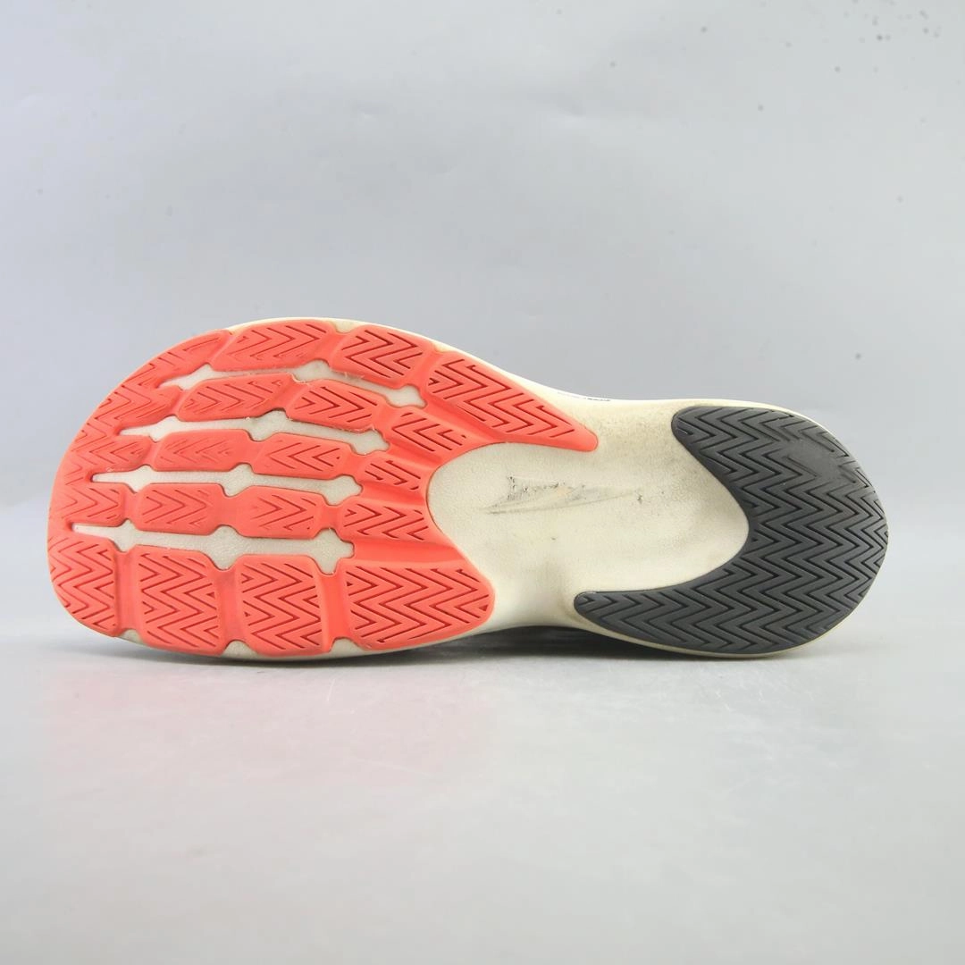 ALTRA  VANISH TEMPO lightweight athletic shoe look