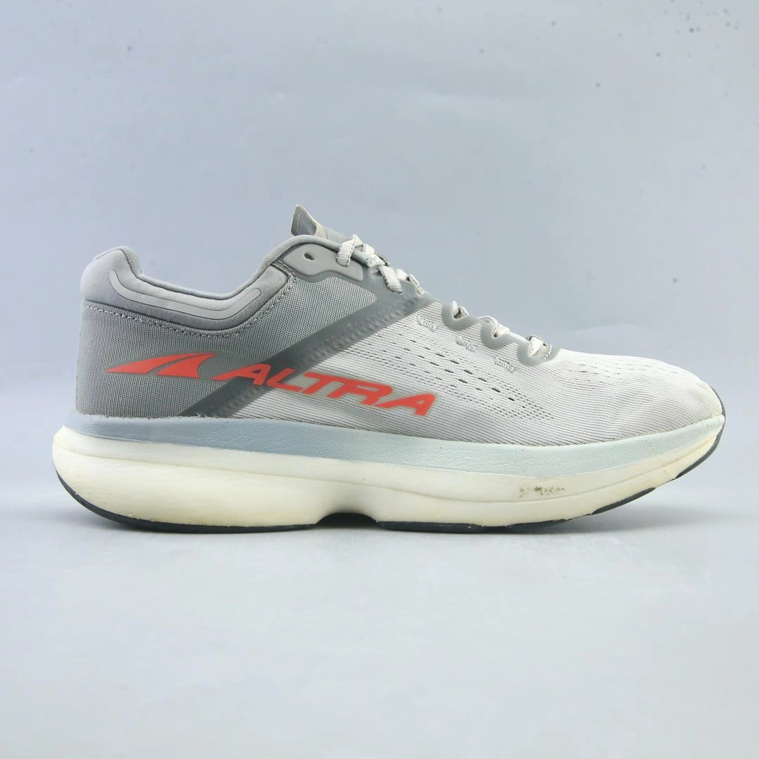 ALTRA VANISH TEMPO lightweight athletic shoe look
