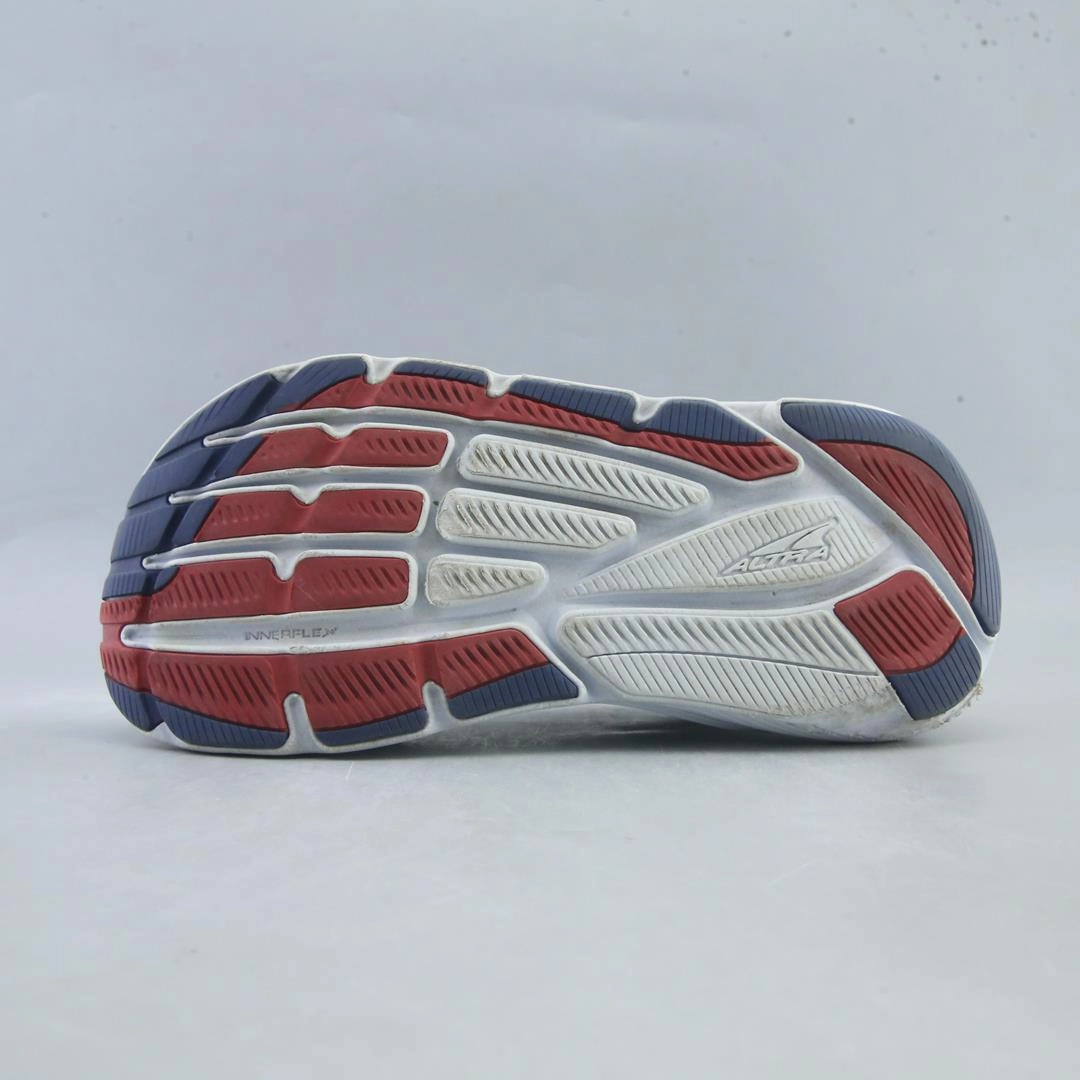 ALTRA VIA OLYMPUS lightweight athletic shoe look