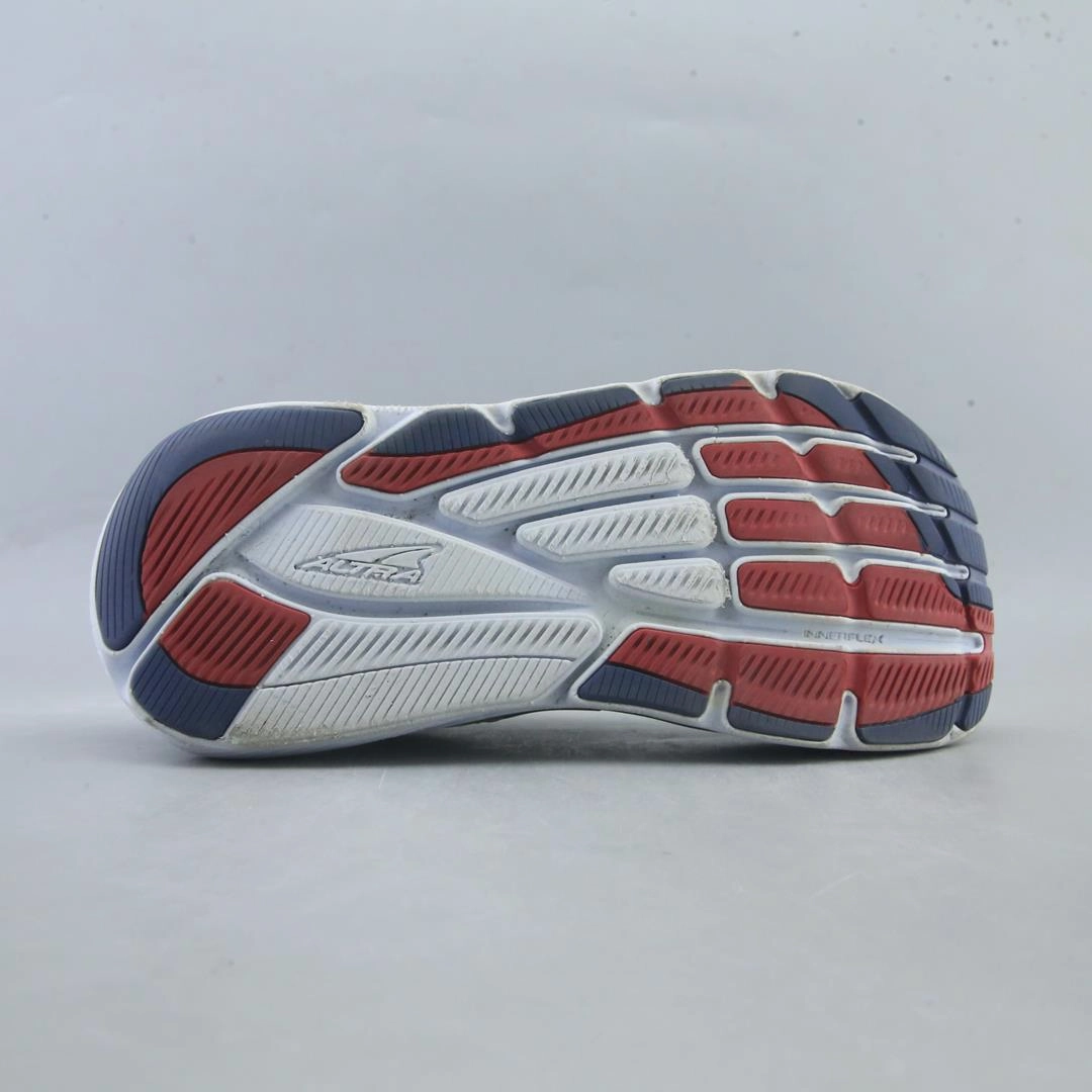 ALTRA VIA OLYMPUS lightweight athletic shoe look