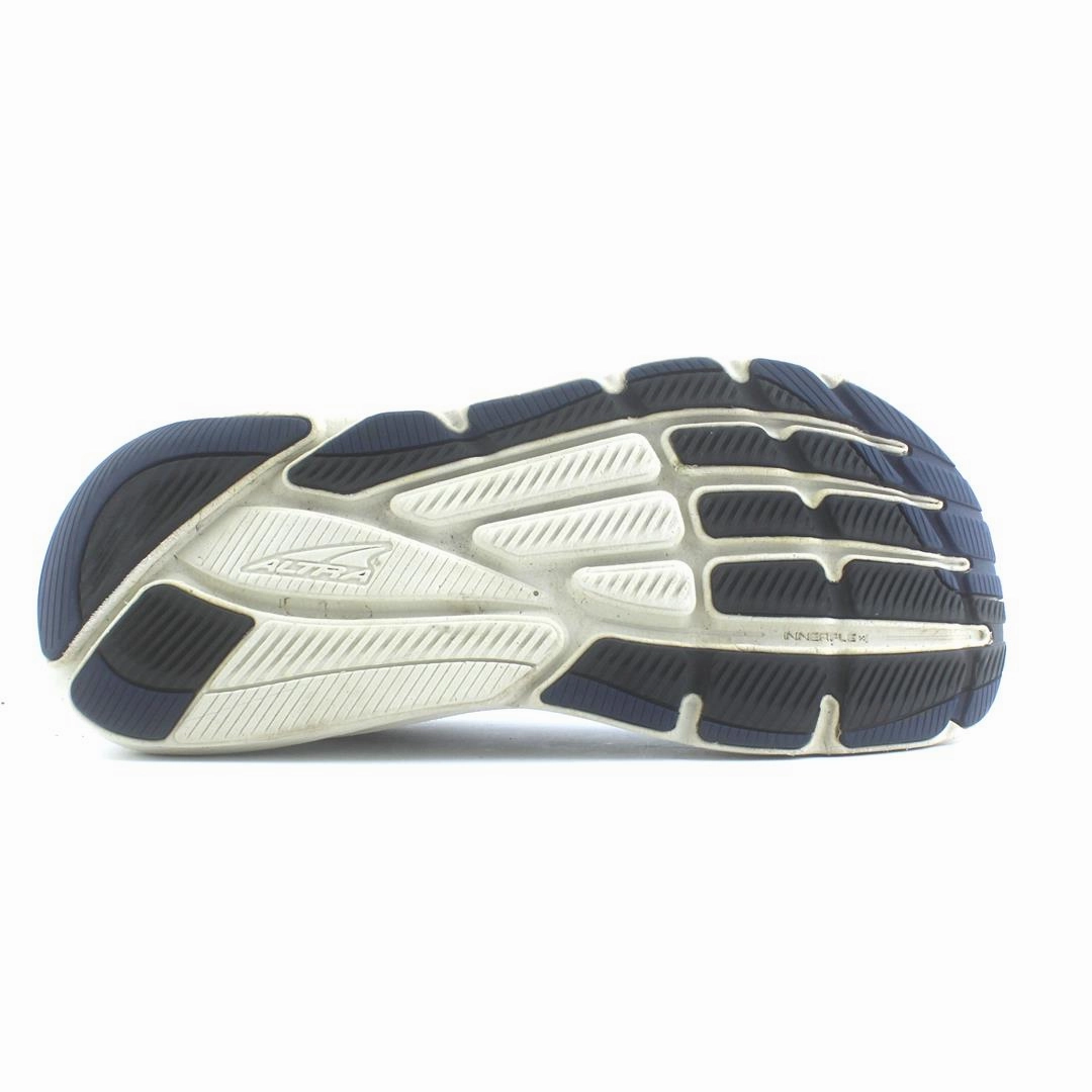 ALTRA VIA OLYMPUS lightweight athletic shoe look