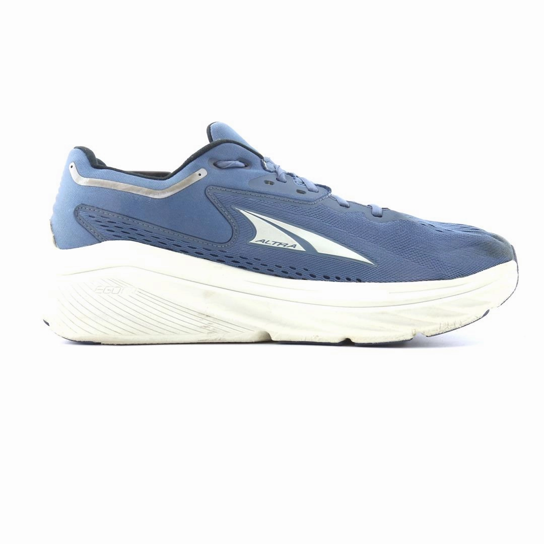 ALTRA VIA OLYMPUS lightweight athletic shoe look