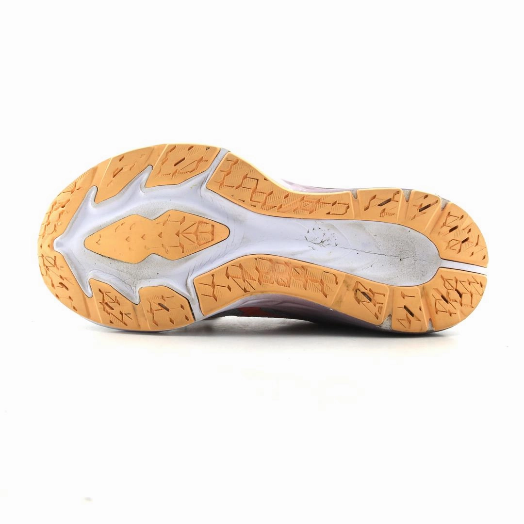 ASICS DYNABLAST 3 sporty Asics footwear images
