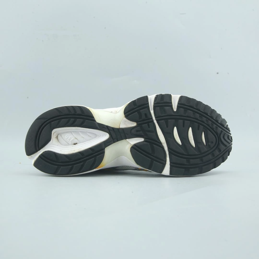 ASICS  GEL-1090 trainer shoe design snapshots