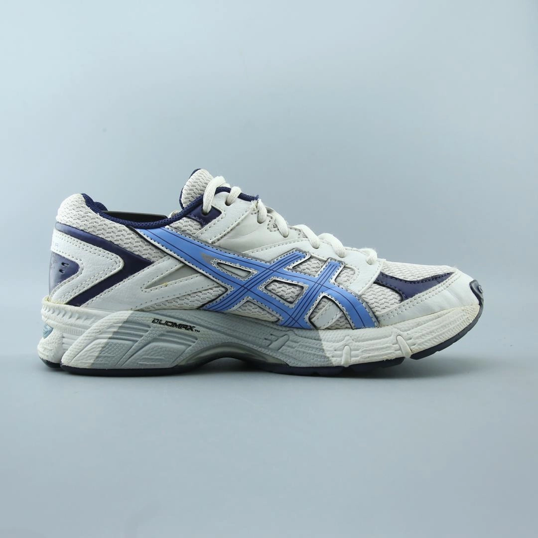 ASICS GEL-190 TR performance running shoe photos